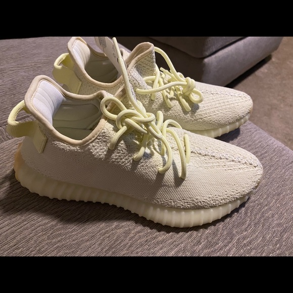 Yeezy Boost 350 V2 Butter Men Size 8 main image 5